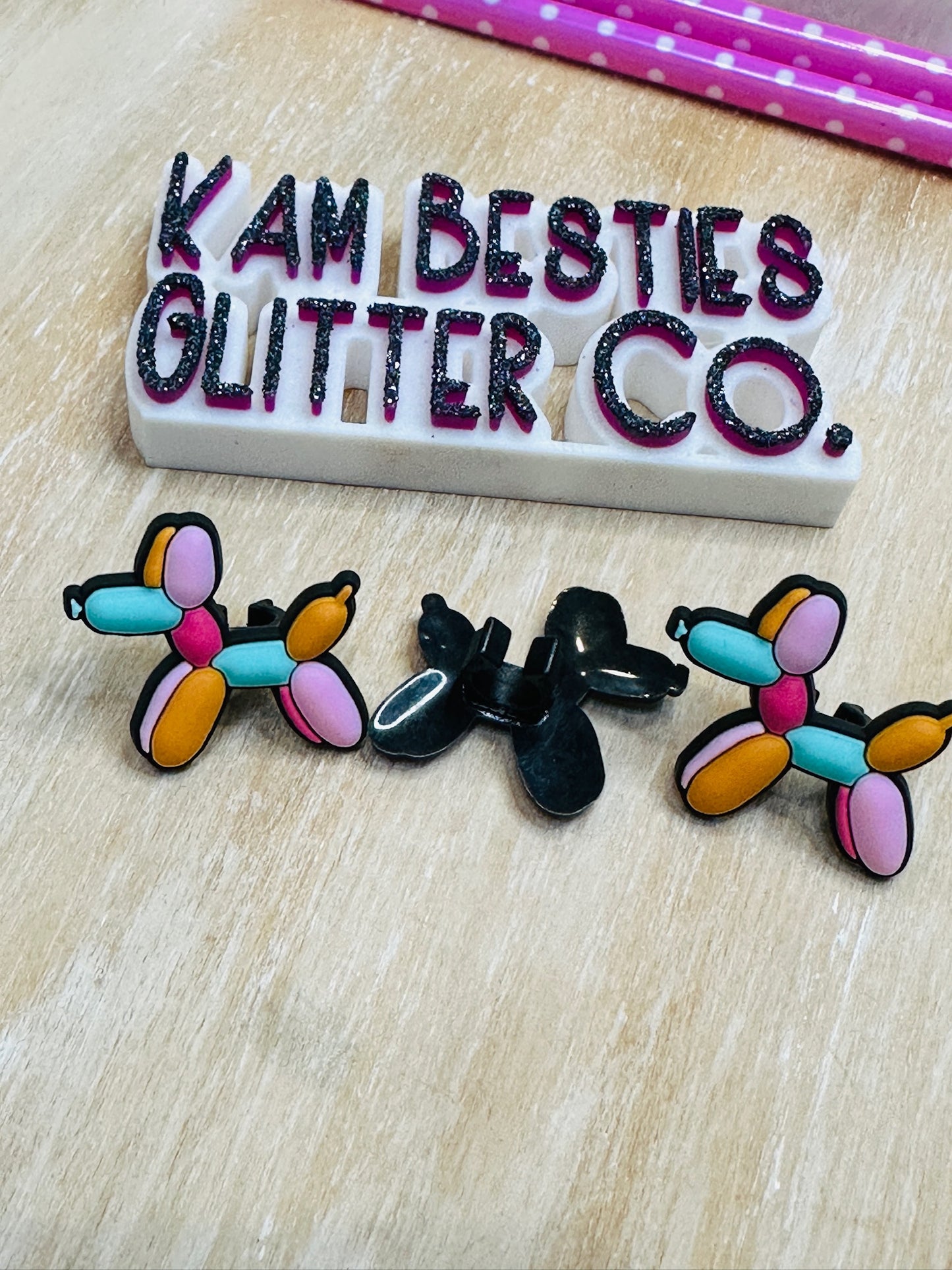 Balloon dog colorful