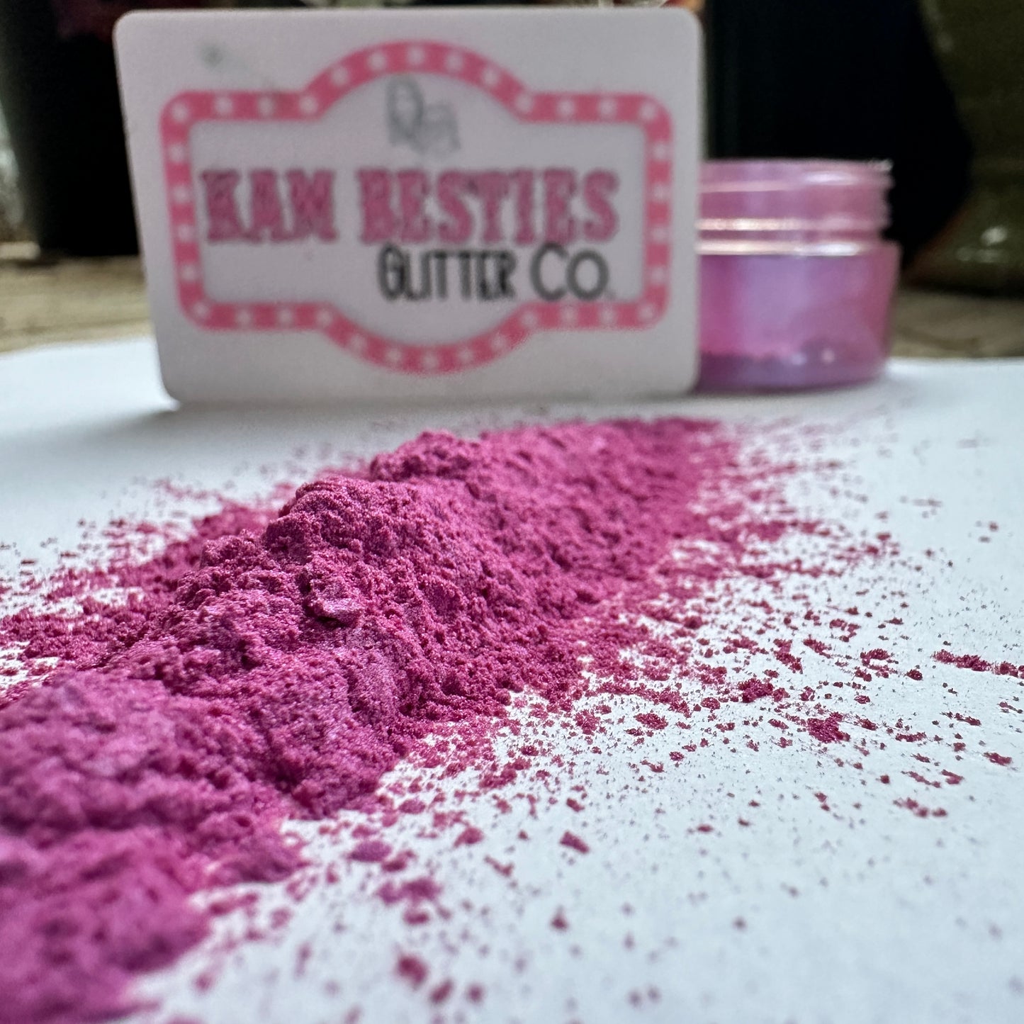 Pink mica powder